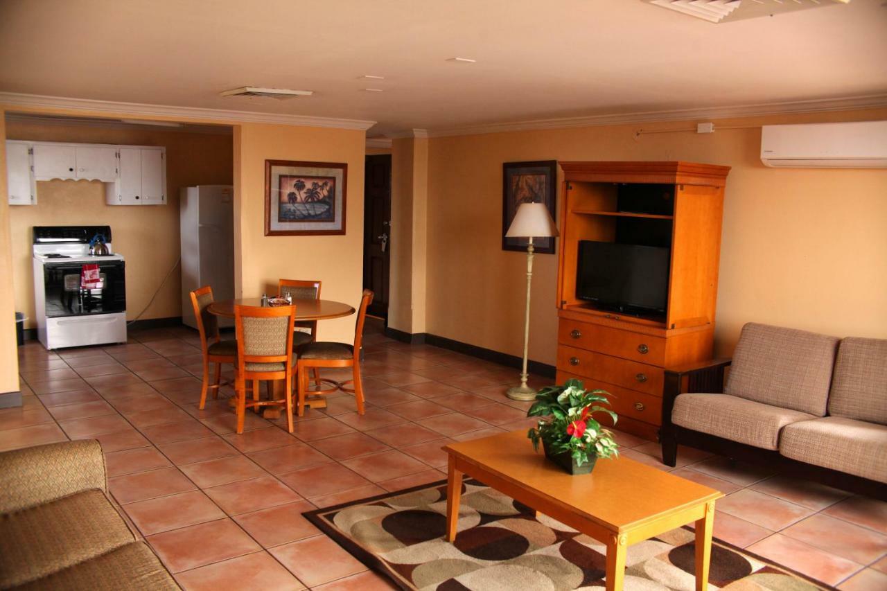 Heritage Hotel St. John's Bagian luar foto