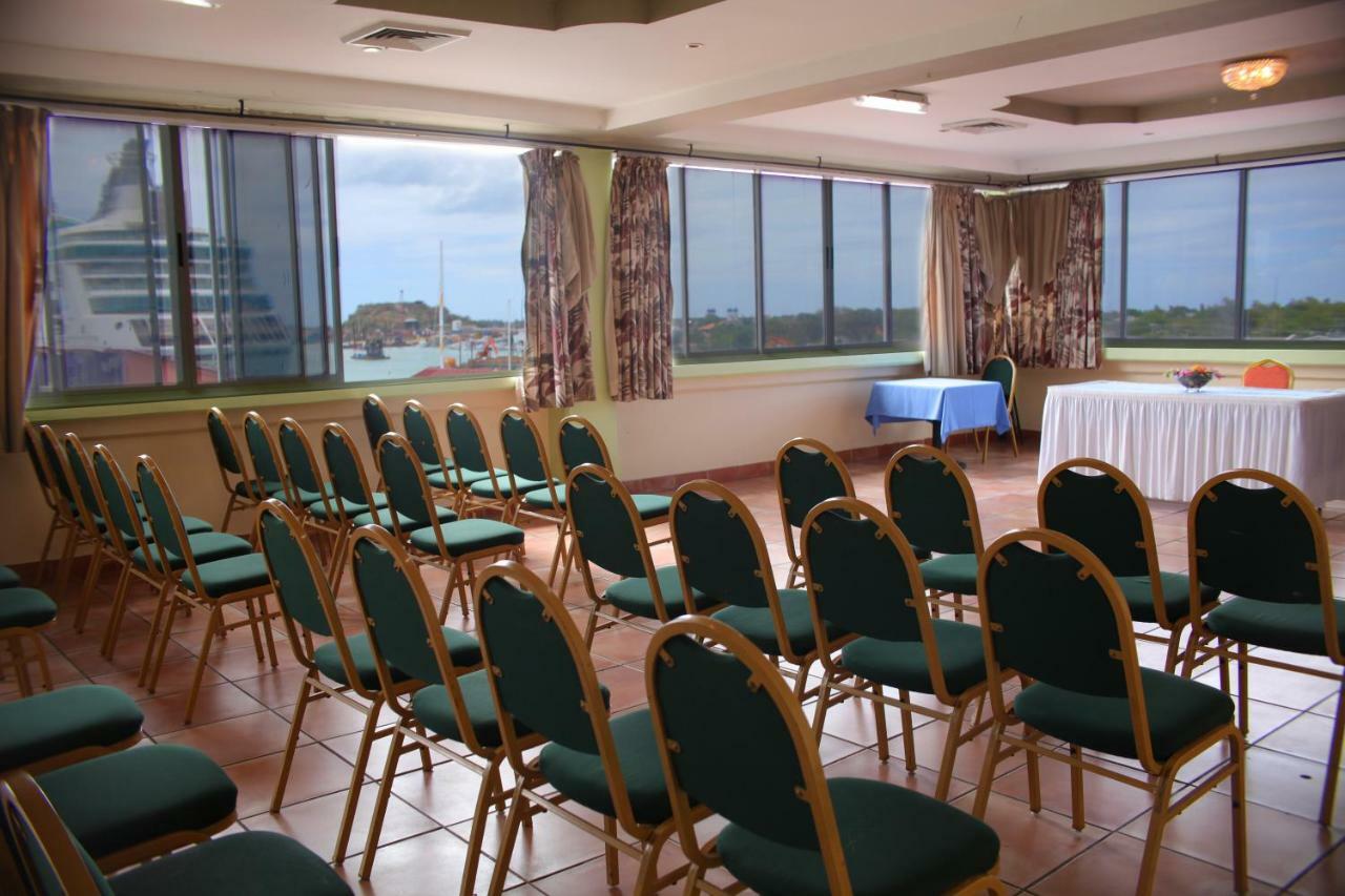 Heritage Hotel St. John's Bagian luar foto