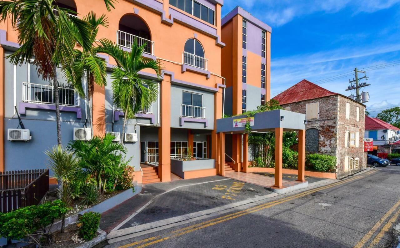 Heritage Hotel St. John's Bagian luar foto